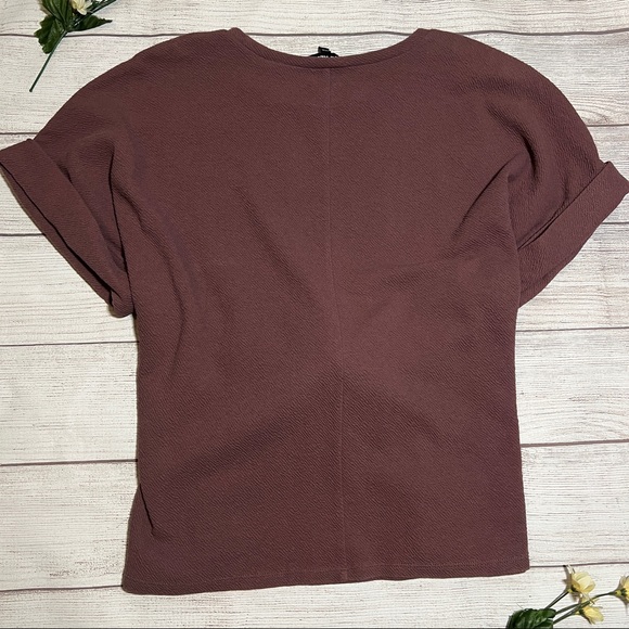 EXPRESS Textured Tie Waist Rolled Sleeve Tee in Thornberry - Picture 6 of 12